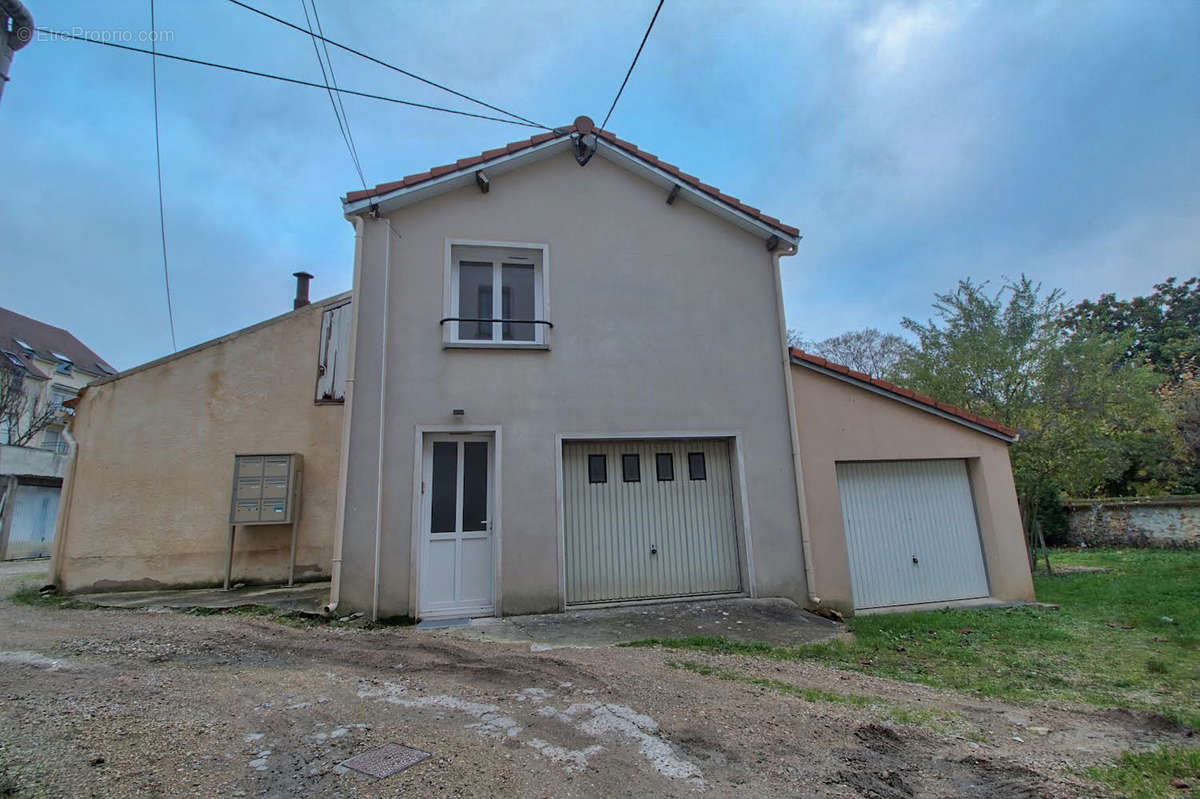 Appartement à SOISY-SUR-SEINE