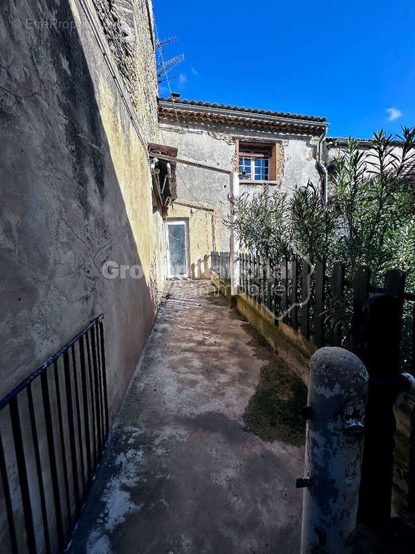 Appartement à CHATEAUNEUF-DU-PAPE