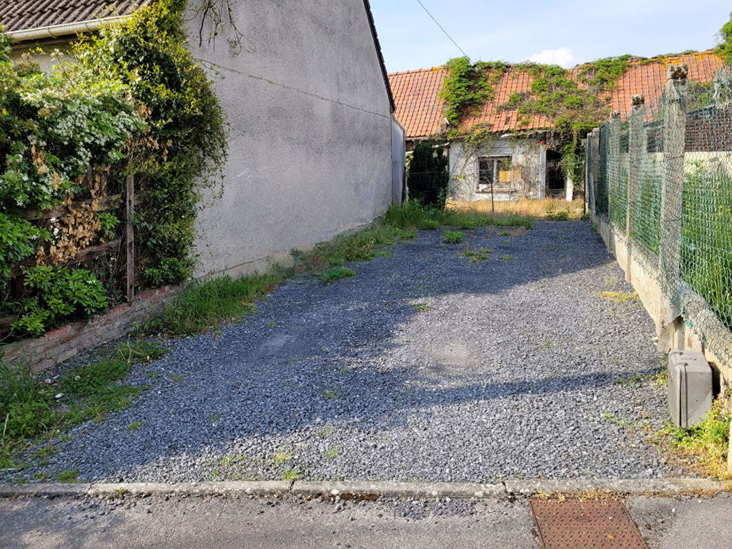 Maison à WALINCOURT-SELVIGNY