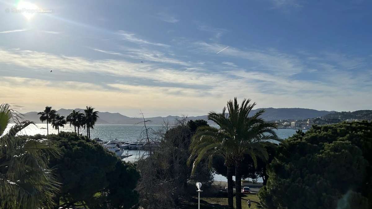 Appartement à CANNES