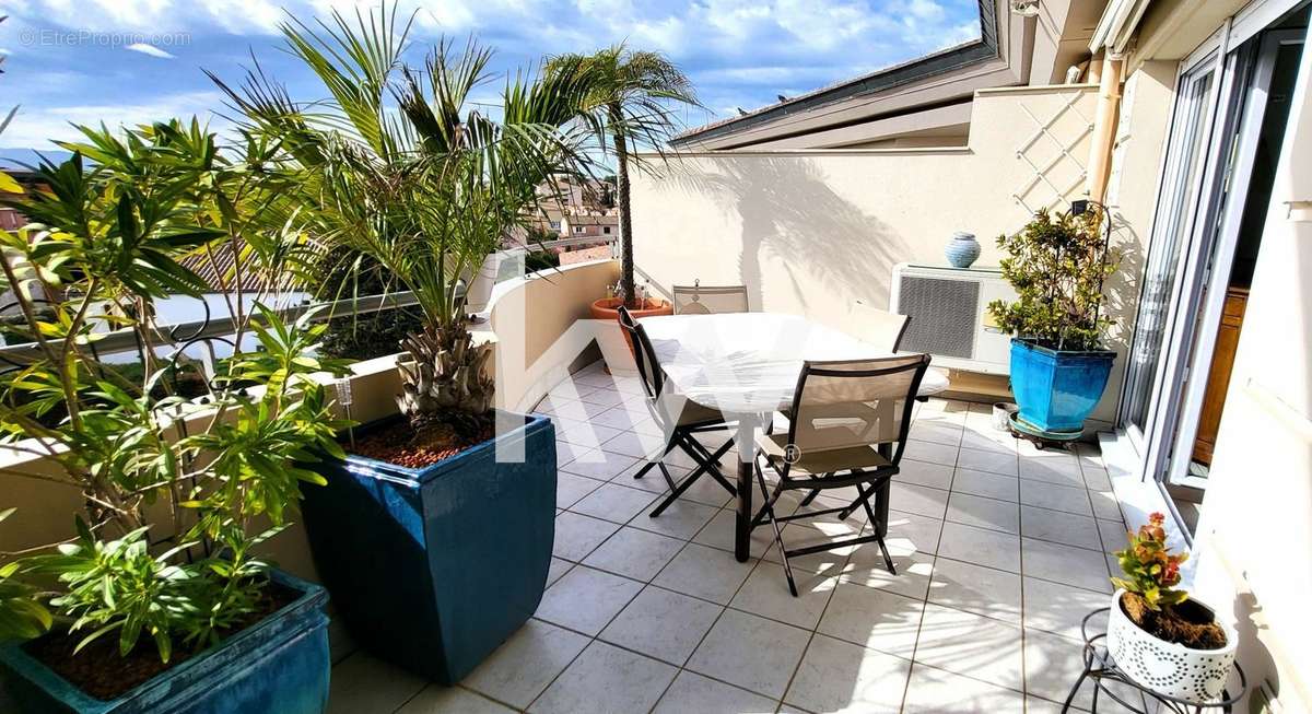 Appartement à FREJUS