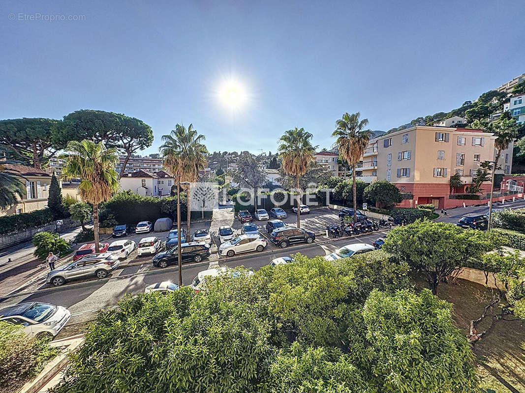 Appartement à ROQUEBRUNE-CAP-MARTIN