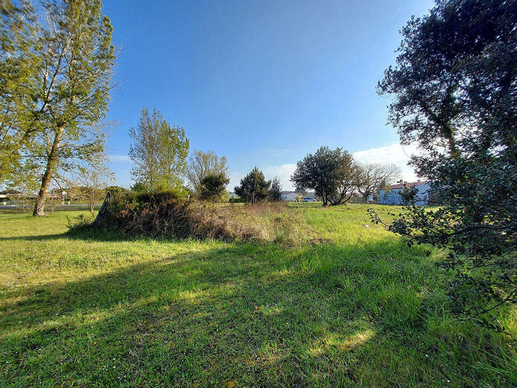 Terrain à LE GRAND-VILLAGE-PLAGE