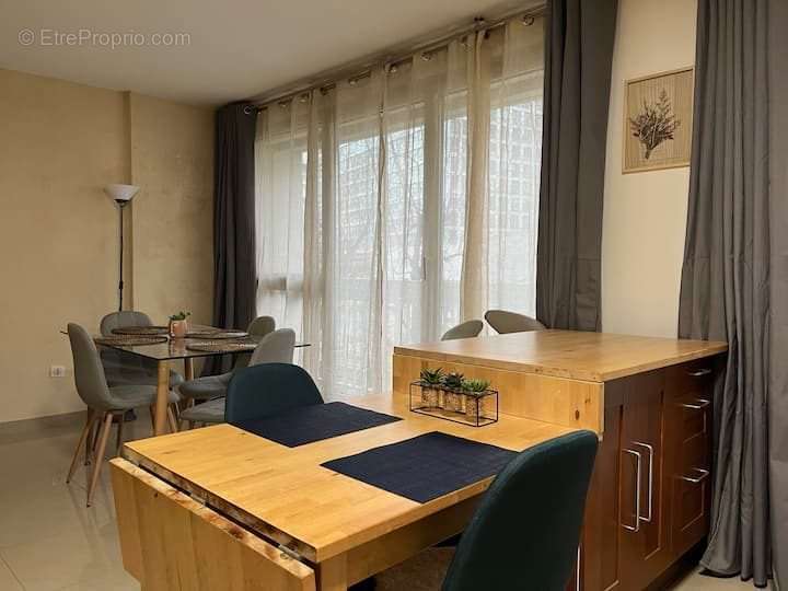 Appartement à PUTEAUX