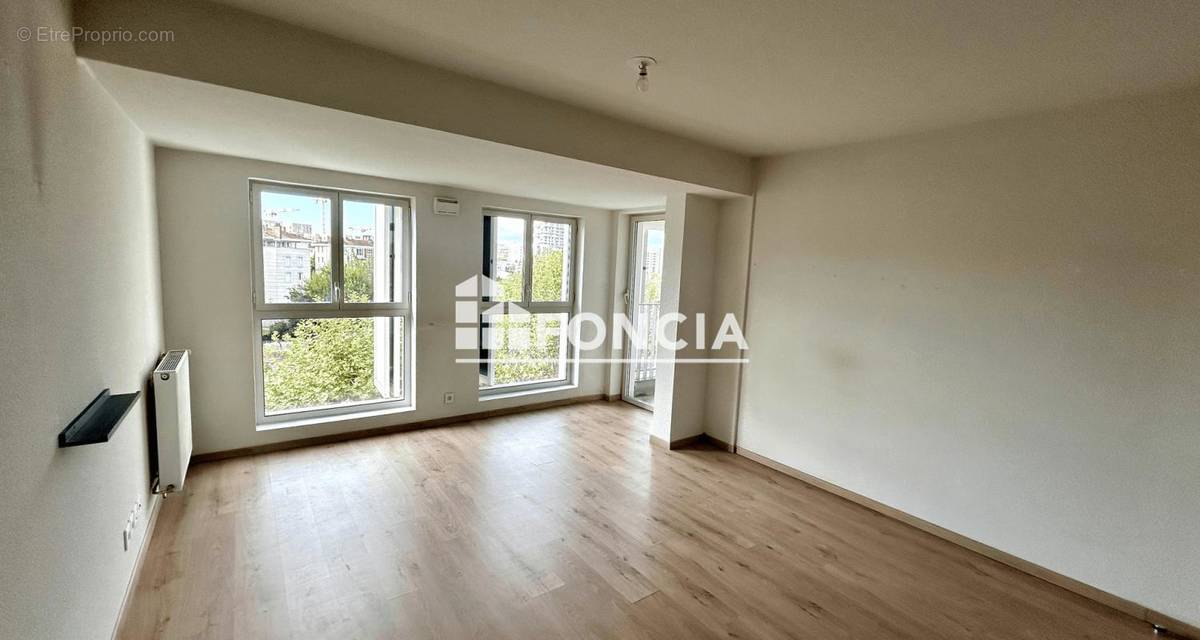 Appartement à BEGLES