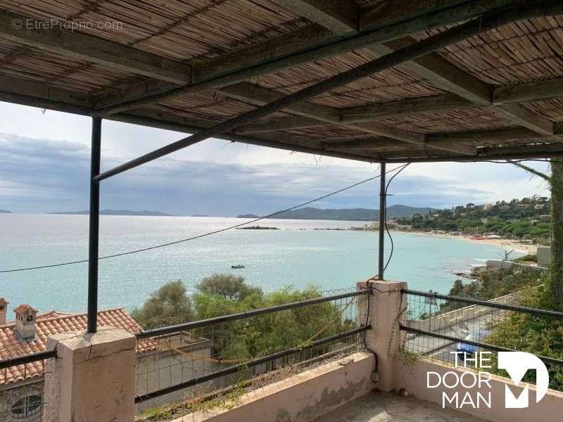 Appartement à LE LAVANDOU