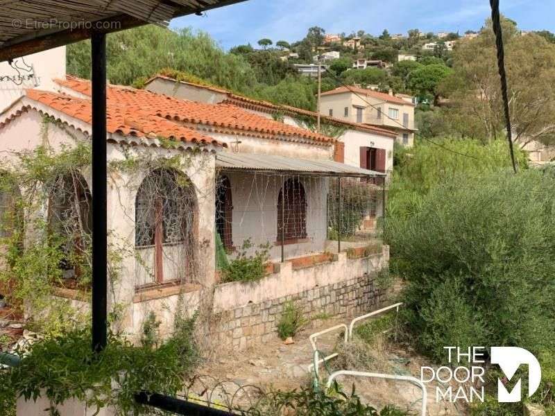 Appartement à LE LAVANDOU