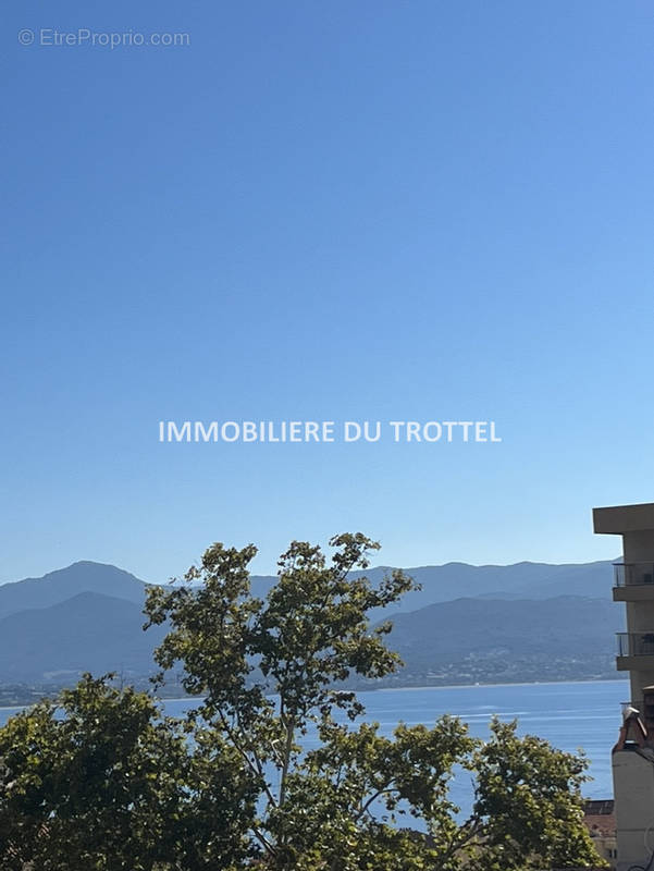 Appartement à AJACCIO