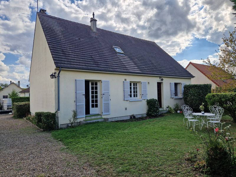 Maison à COMPIEGNE