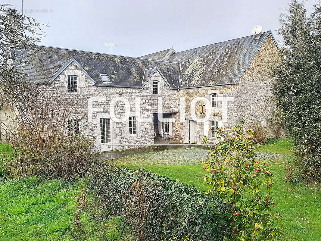 Maison à LINGREVILLE