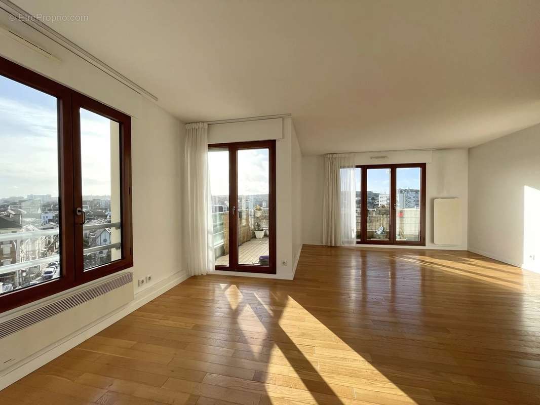 Appartement à ISSY-LES-MOULINEAUX