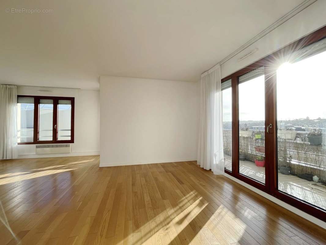 Appartement à ISSY-LES-MOULINEAUX