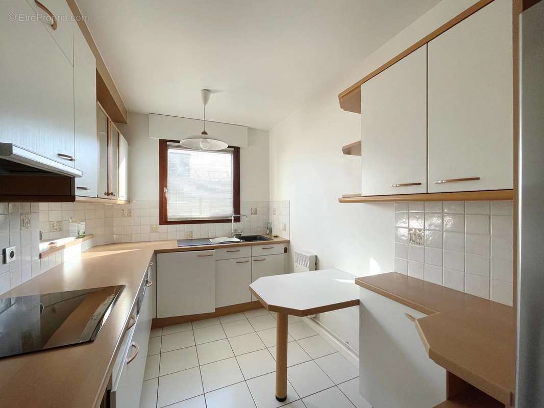 Appartement à ISSY-LES-MOULINEAUX