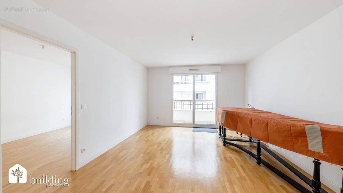 Appartement à LEVALLOIS-PERRET