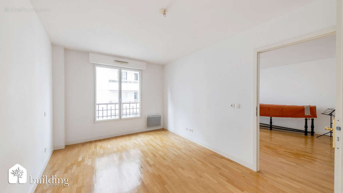 Appartement à LEVALLOIS-PERRET