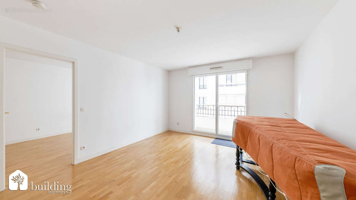 Appartement à LEVALLOIS-PERRET