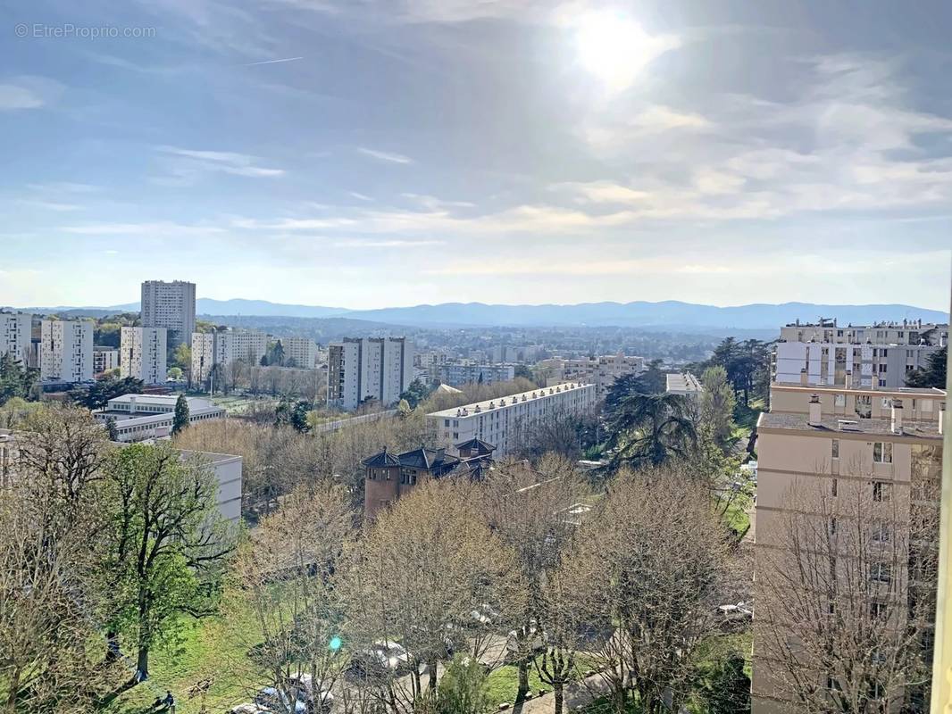 Appartement à LYON-5E