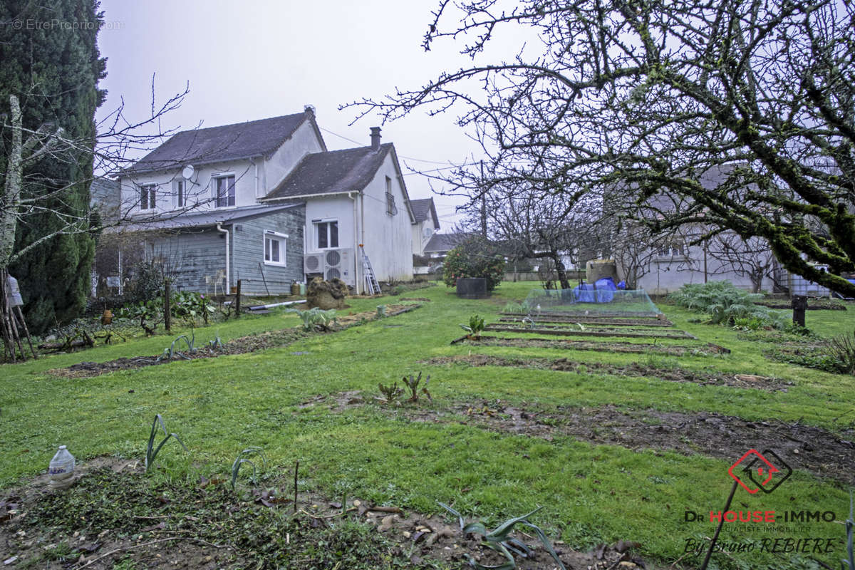 Maison à LA COQUILLE