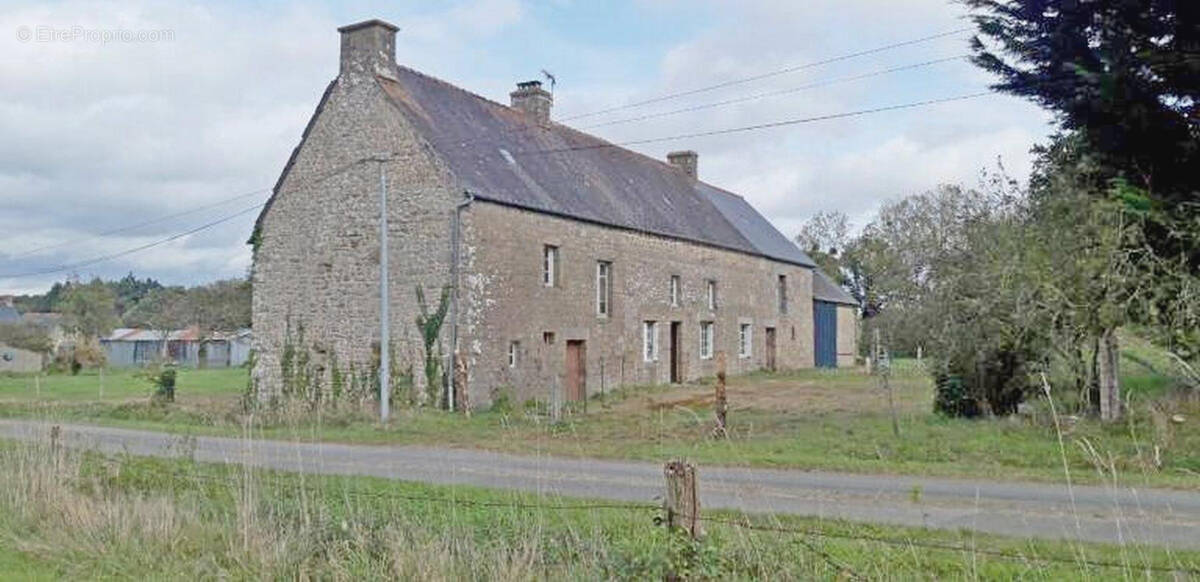 Maison à SAINT-OUEN-DES-ALLEUX