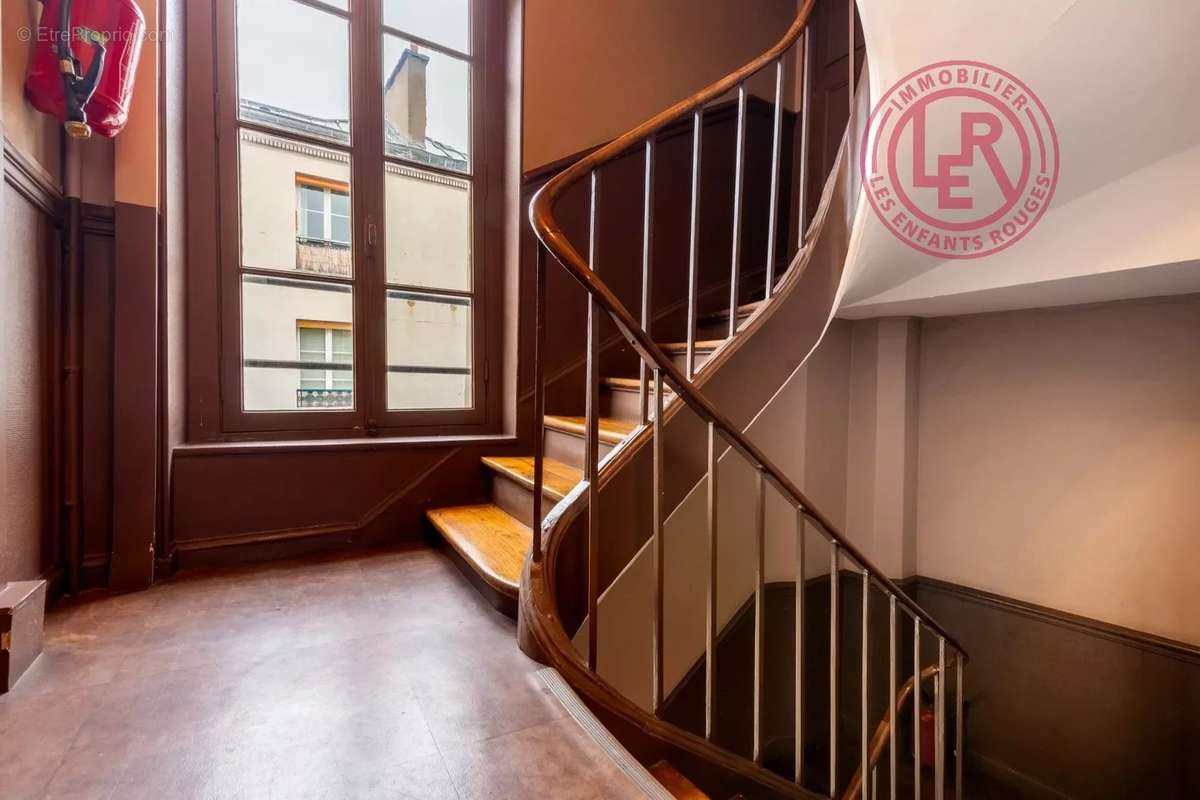 Appartement à PARIS-11E