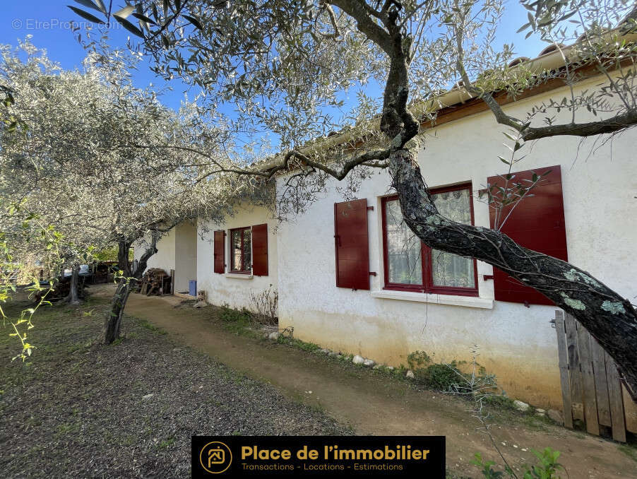 Maison à UZES