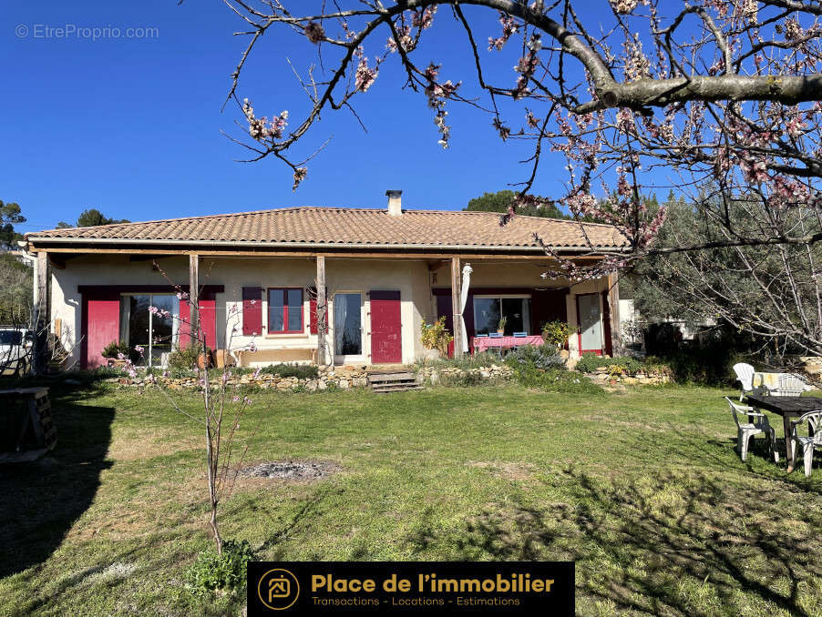 Maison à UZES