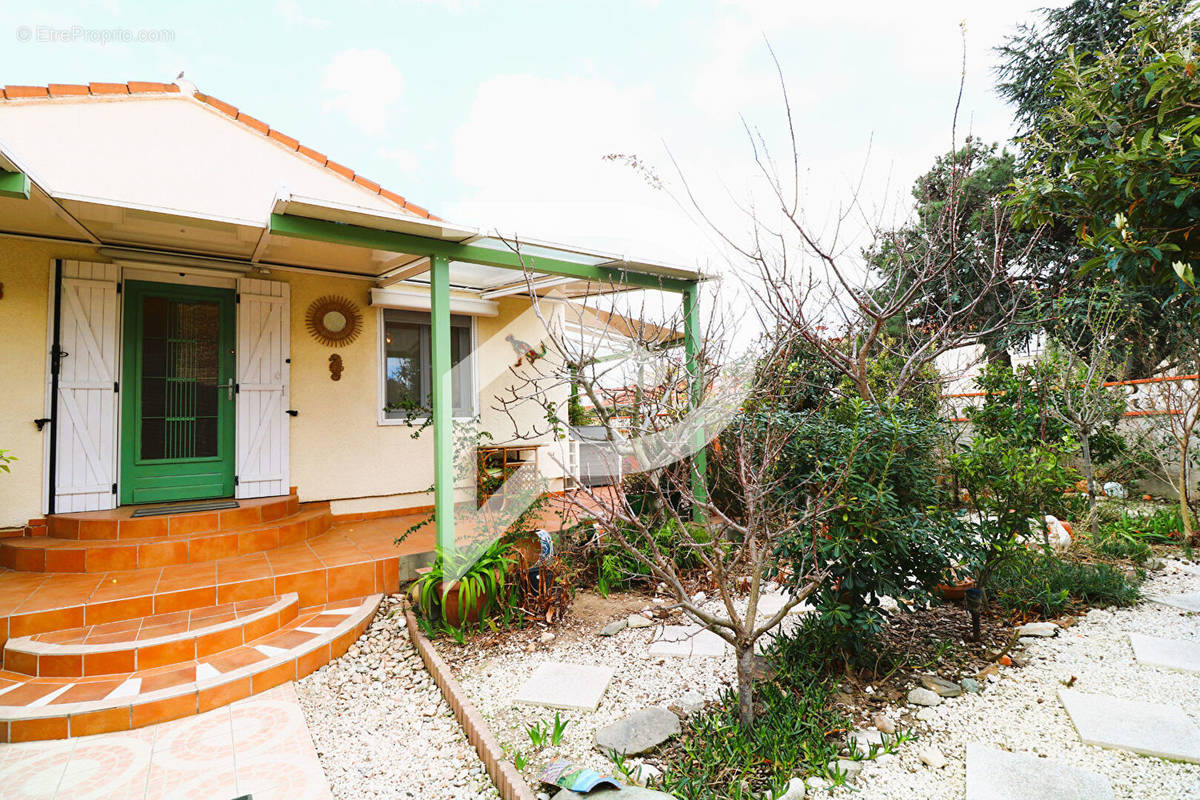 Maison à SAINT-CYPRIEN