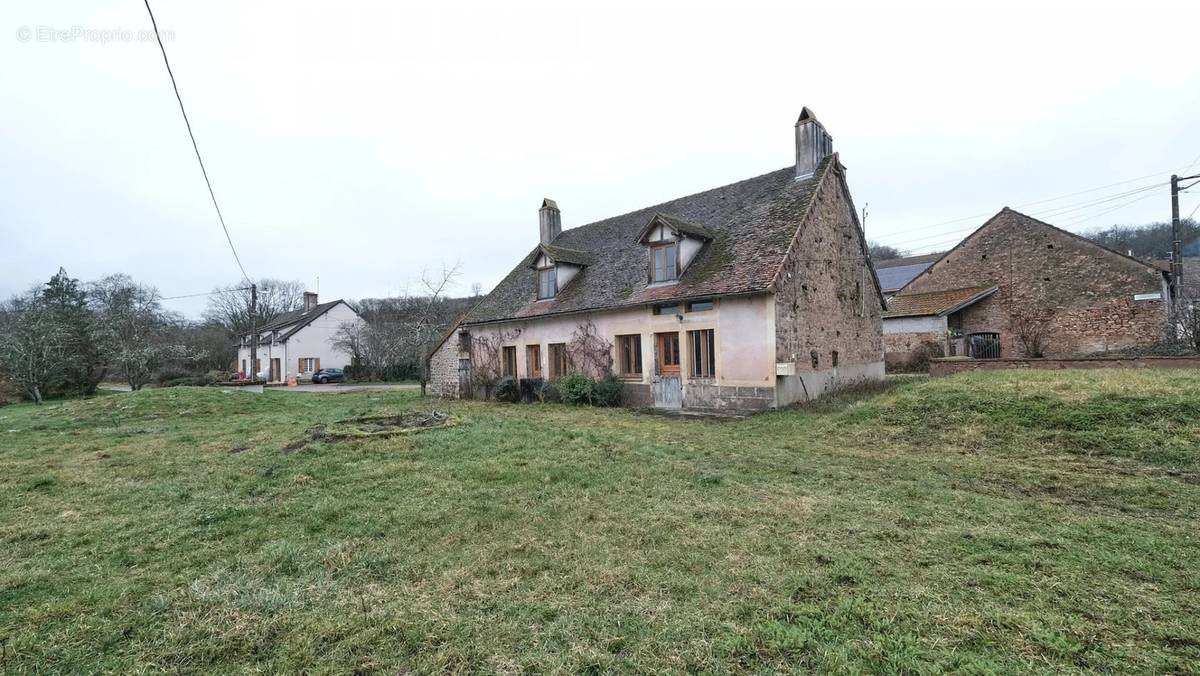 Maison à ARNAY-LE-DUC