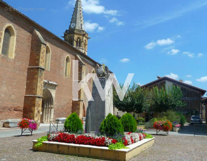 Terrain à MARTRES-TOLOSANE