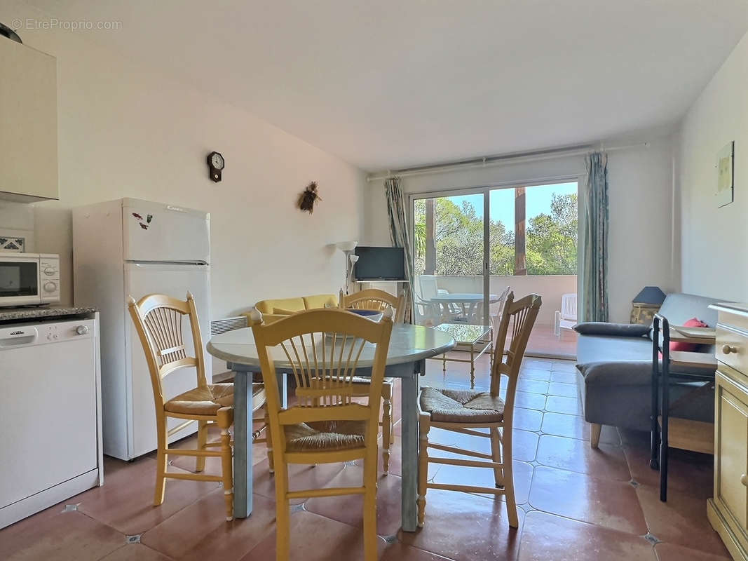 Appartement à SAINT-RAPHAEL