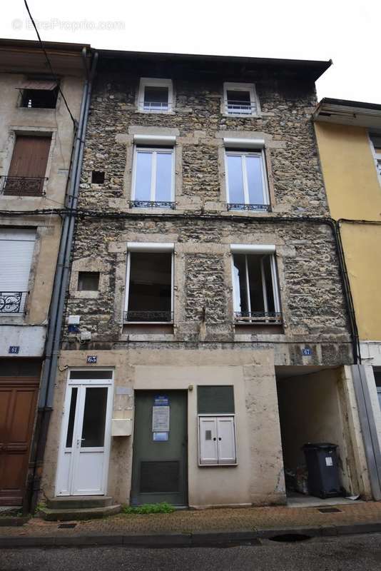 Maison à SAINT-RAMBERT-EN-BUGEY