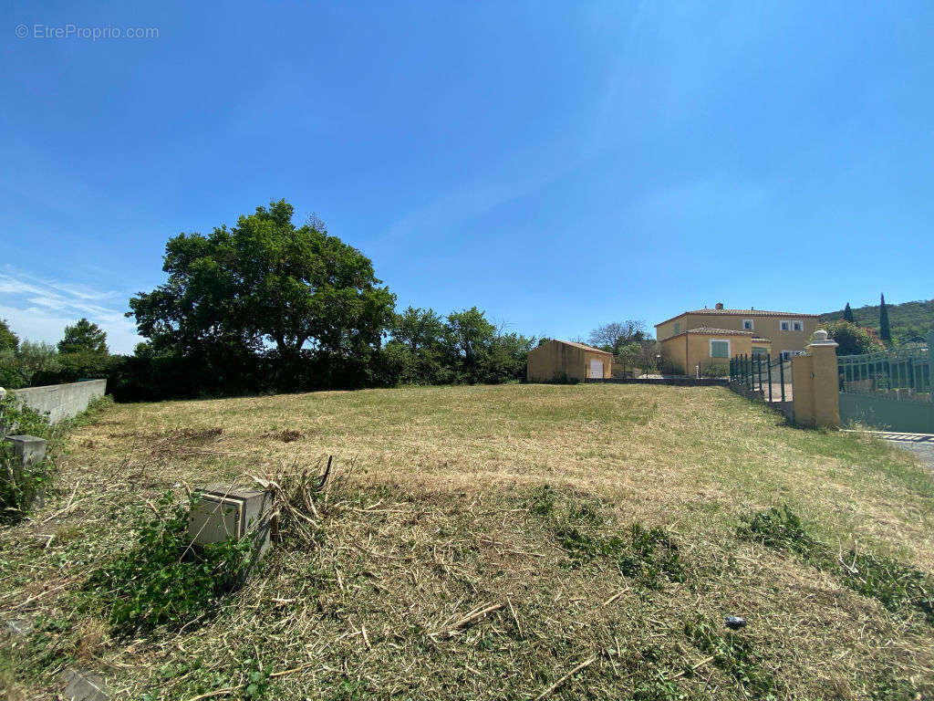 Terrain à ALAIRAC