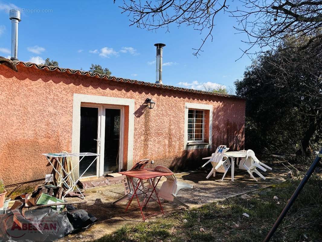 Maison à MEJANNES-LE-CLAP