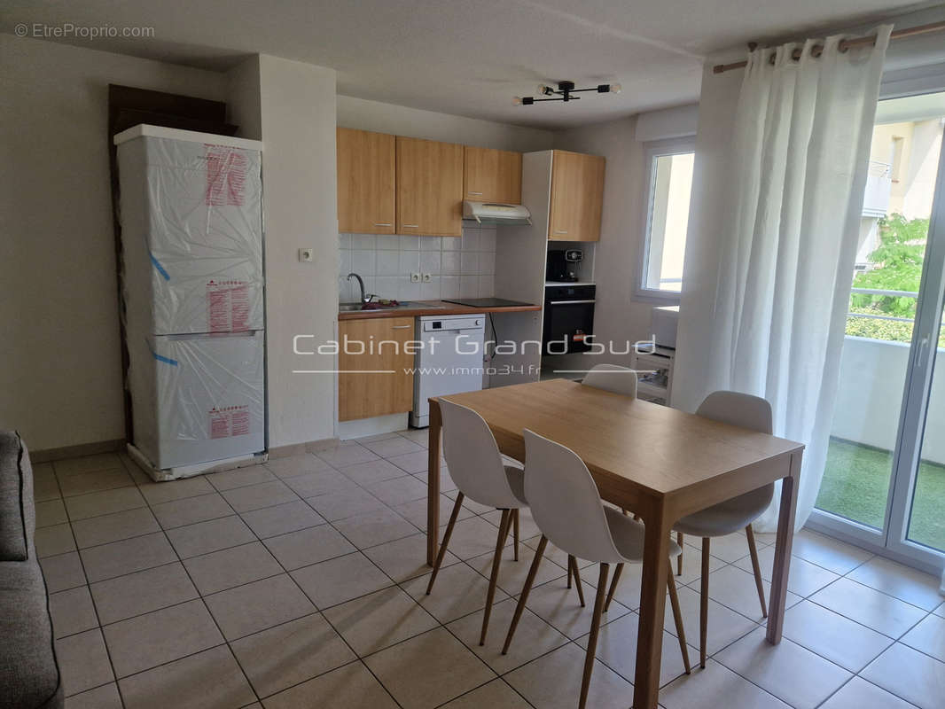 Appartement à MAUGUIO