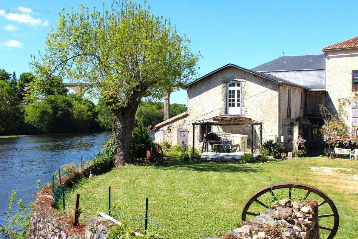 Maison à L&#039;ISLE-JOURDAIN