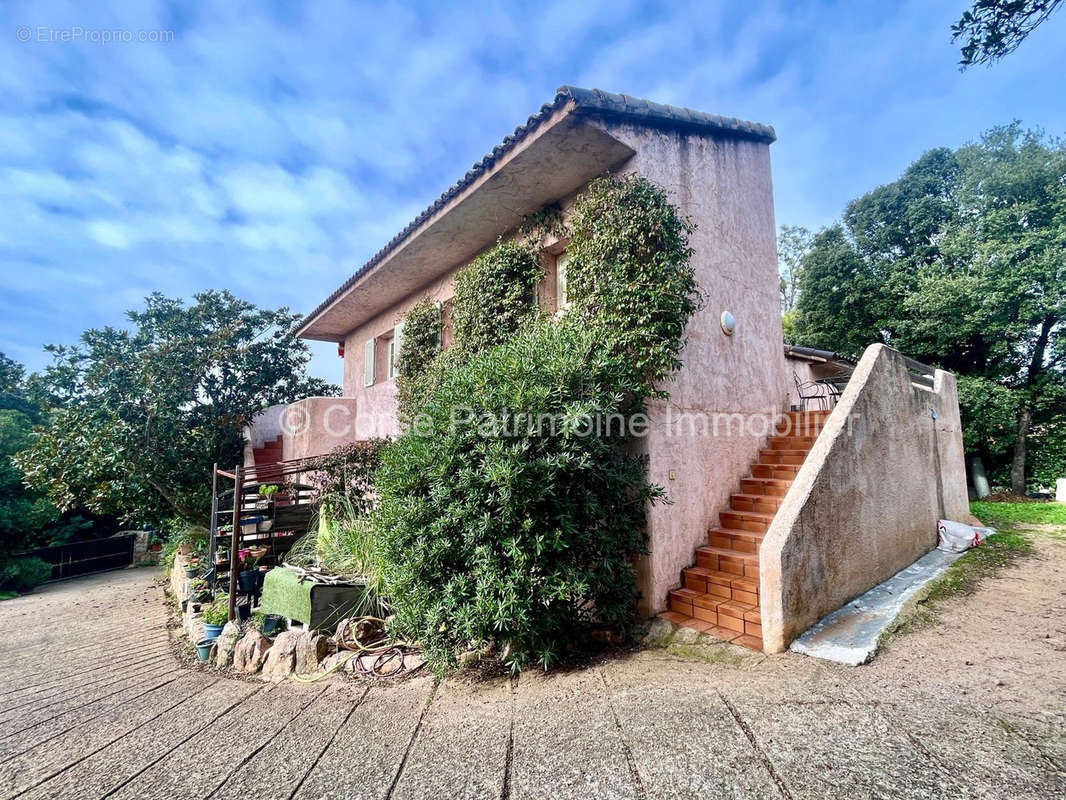 Maison à PORTO-VECCHIO