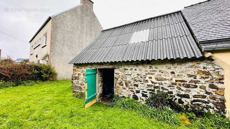 Maison à CAMARET-SUR-MER