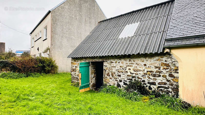 Maison à CAMARET-SUR-MER