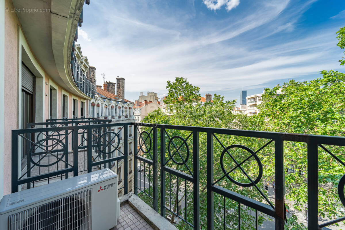 Appartement à LYON-7E