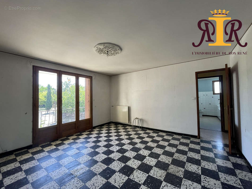 Appartement à ARLES