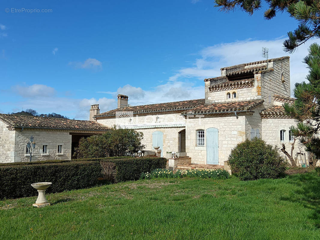 Maison à CAZES-MONDENARD