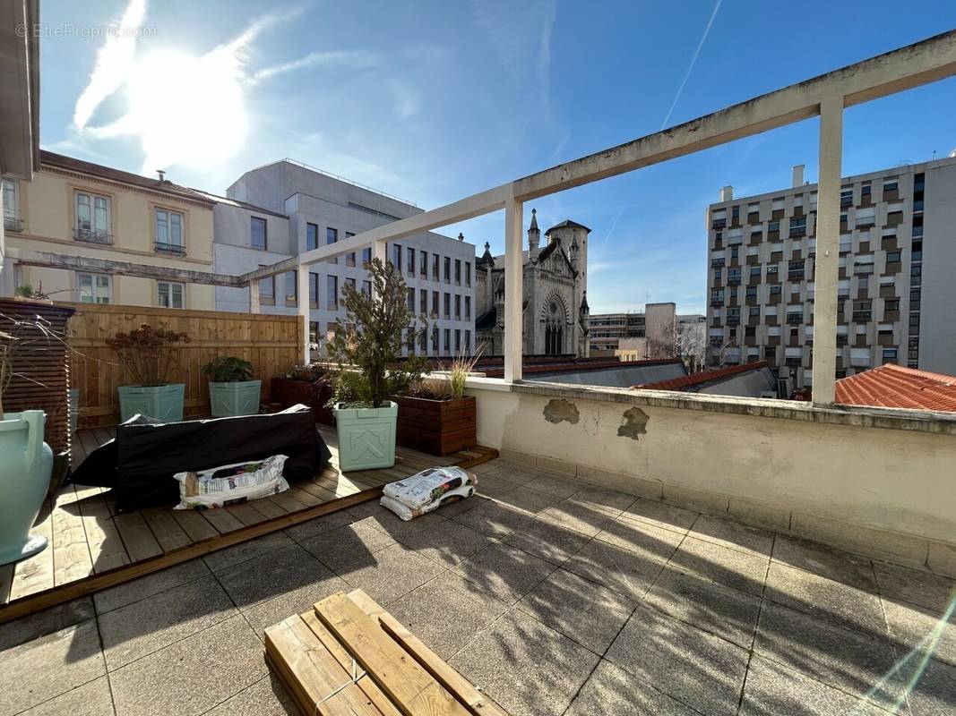 Appartement à LYON-3E