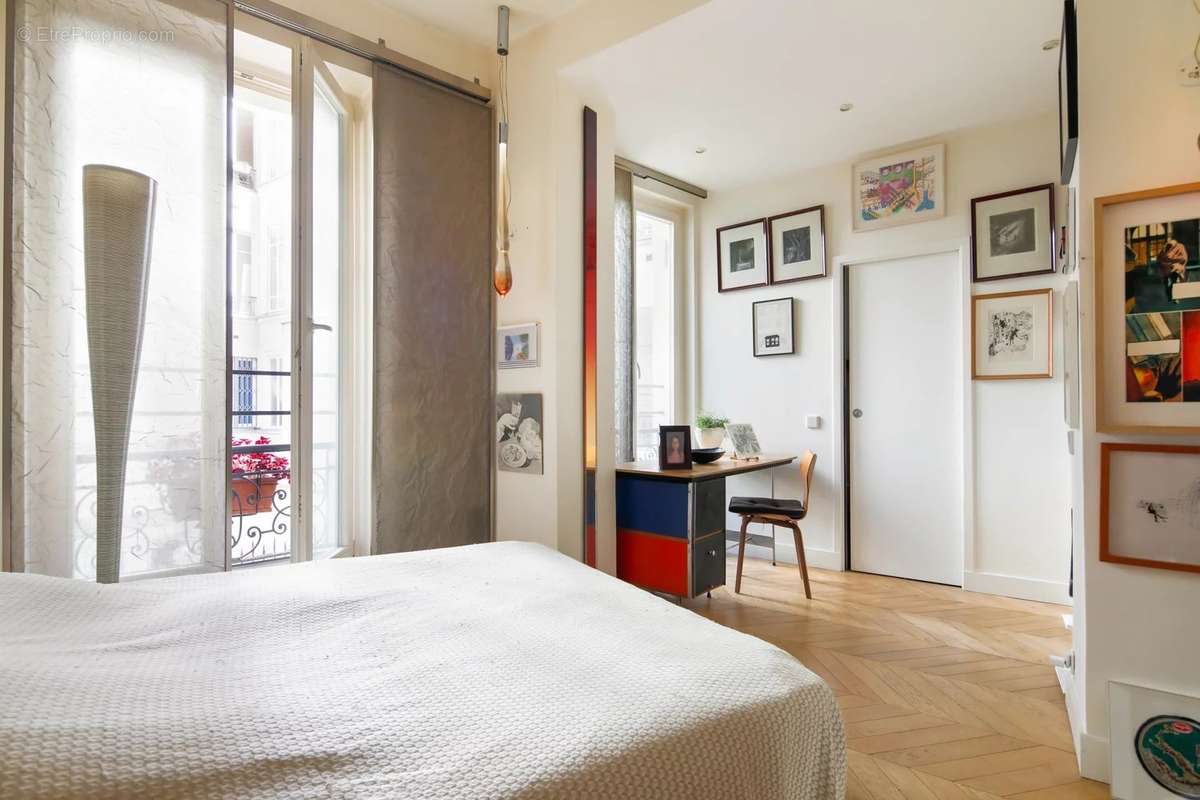 Appartement à PARIS-11E