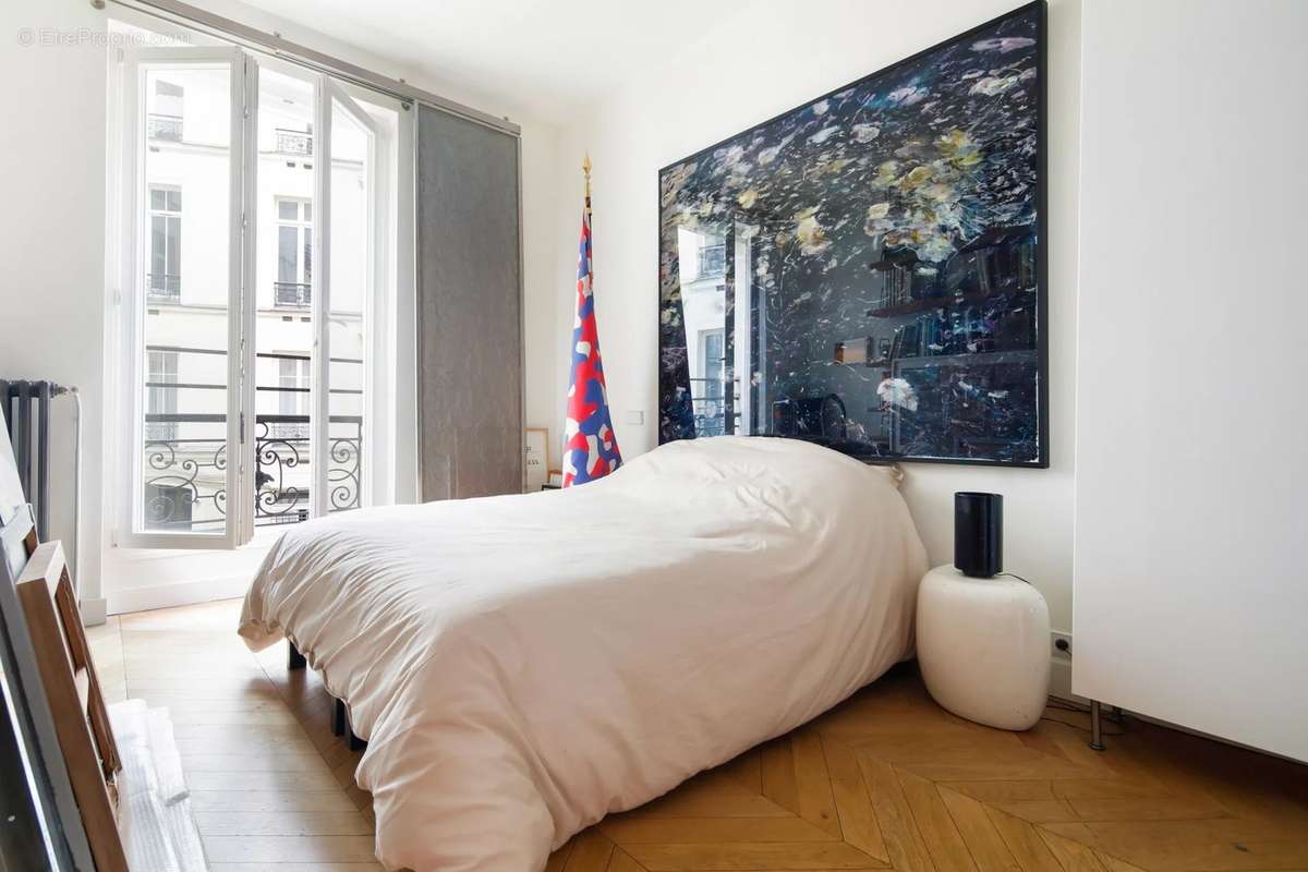 Appartement à PARIS-11E