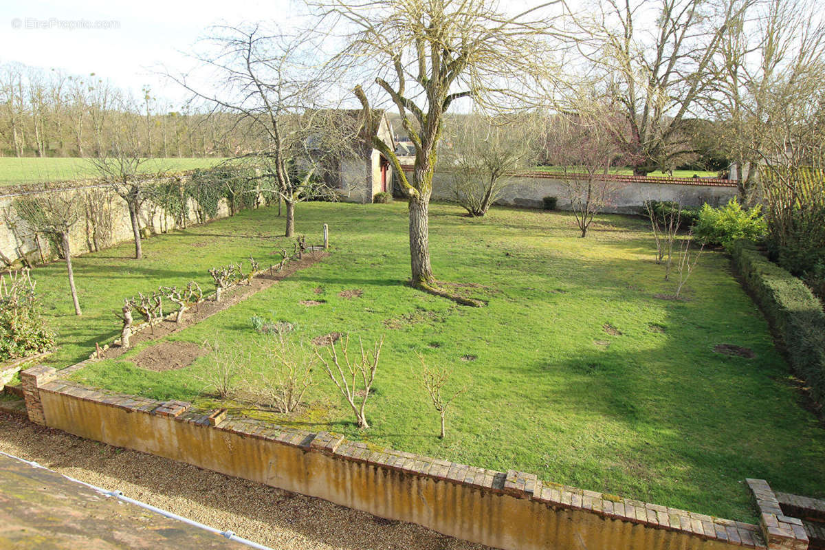 Maison à CHATEAUNEUF-EN-THYMERAIS