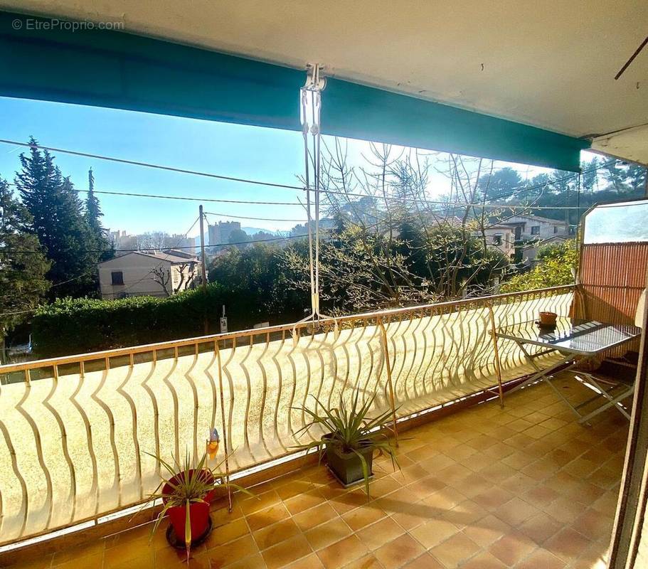 Appartement à AUBAGNE