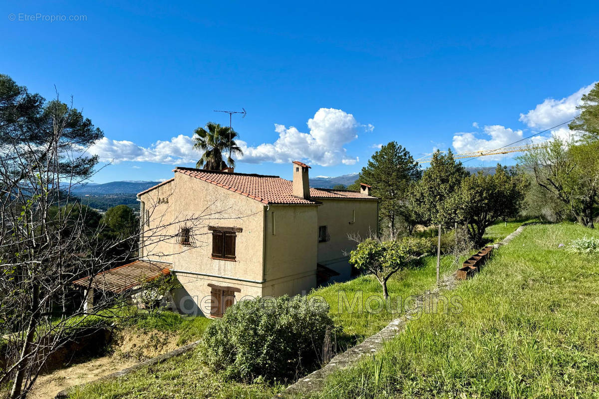 Maison à MOUGINS