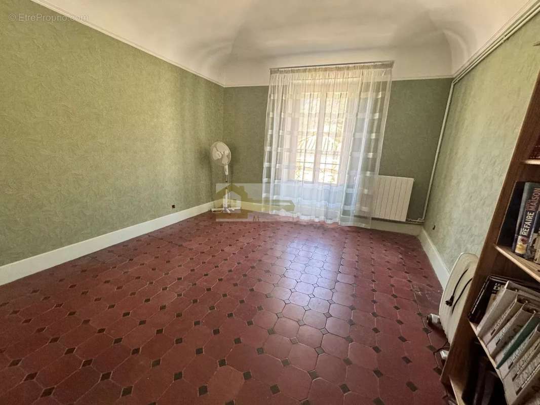 Appartement à VIVIERS