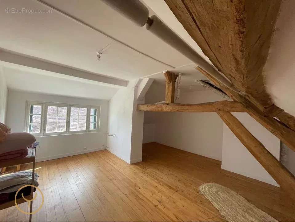 Appartement à NOYEN-SUR-SEINE