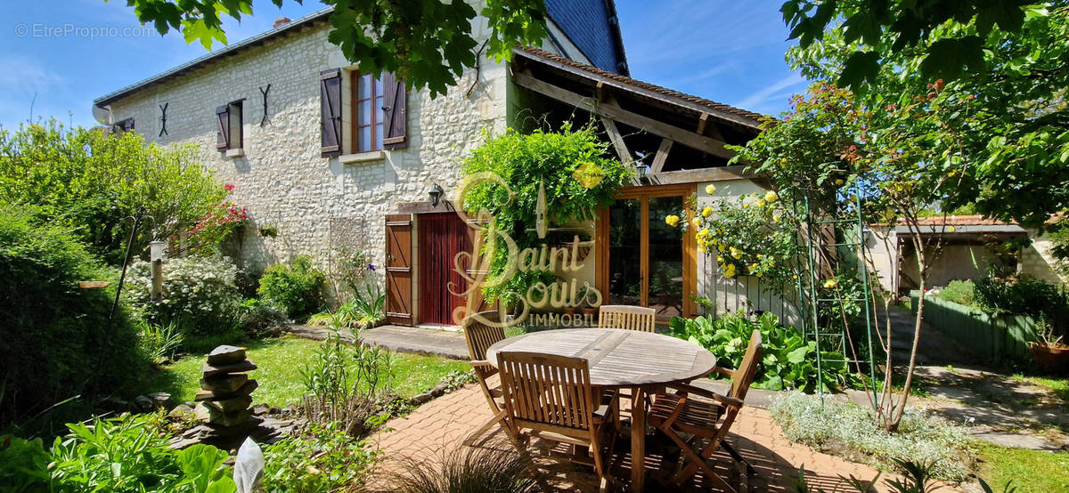 Maison à CHINON